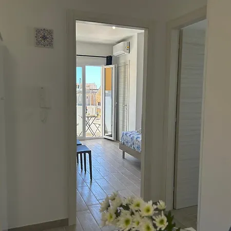 Blue Space 50 Meters From The Sandy Beach, Parking & Wifi Holiday home