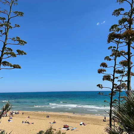 Blue Space 50 Meters From The Sandy Beach, Parking & Wifi Avola