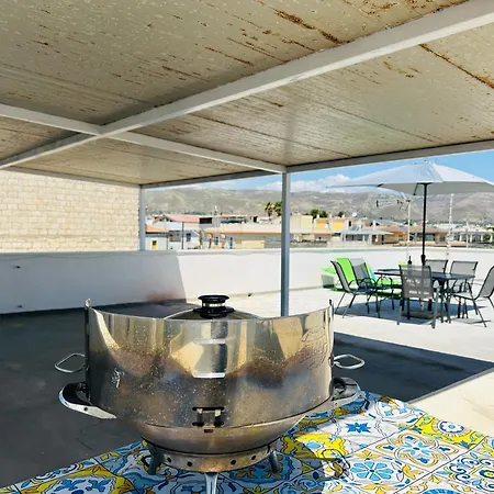 Blue Space 50 Meters From The Sandy Beach, Parking & Wifi Holiday home *