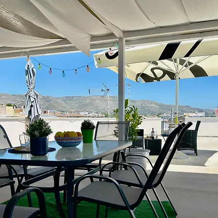 Blue Space 50 Meters From The Sandy Beach, Parking & Wifi Holiday home *