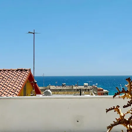 Blue Space 50 Meters From The Sandy Beach, Parking & Wifi *
